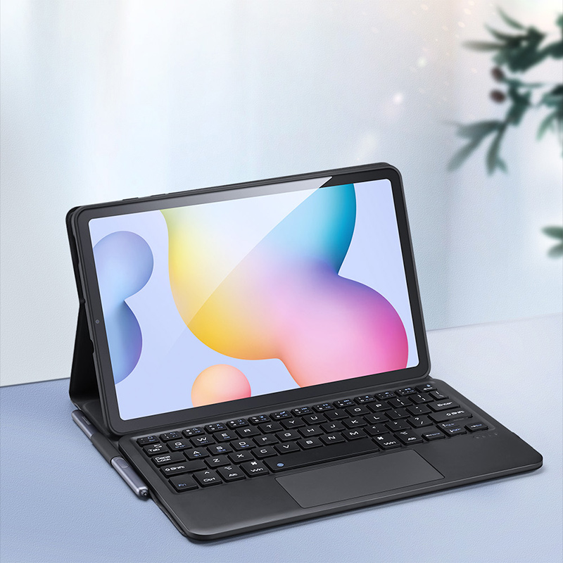 Etui z klawiaturą Dux Ducis (TK Series) do Samsung Galaxy Tab S6 Lite (2020/2022/2024), czarne. Magnetyczne zamknięcie zabezpiecza klawiaturę w podróży.